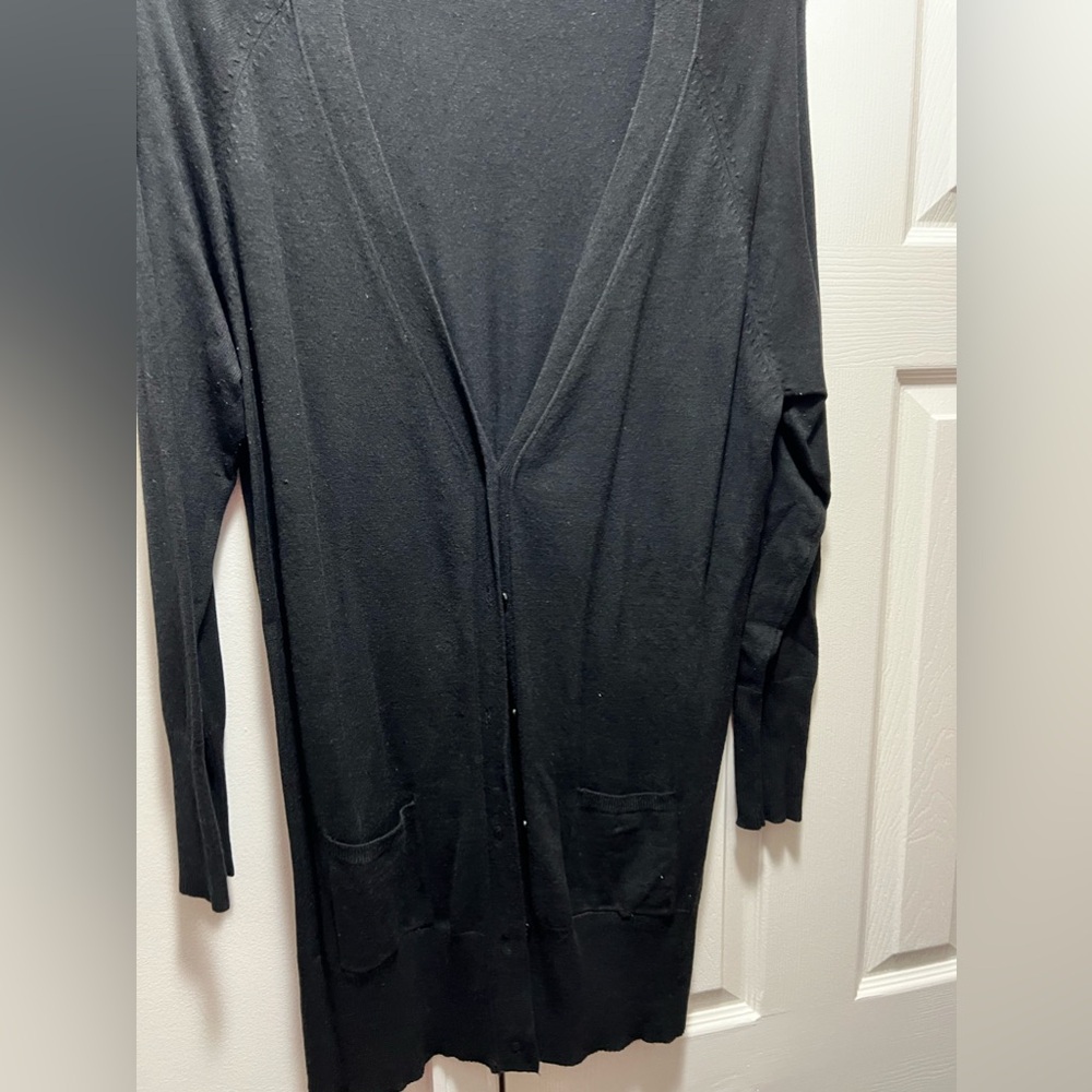 Long sleeve sweater with pockets